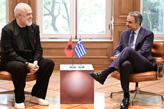 Μητσοτάκης-Ράμα συζήτησαν κρίσιμα διμερή ζητήματα